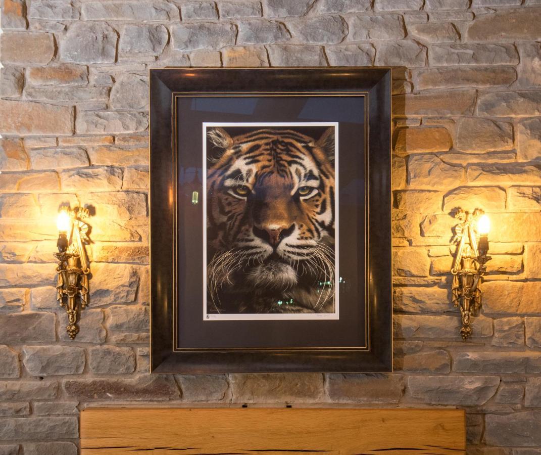 The Tiger Inn Merthyr Tydfil Exterior foto